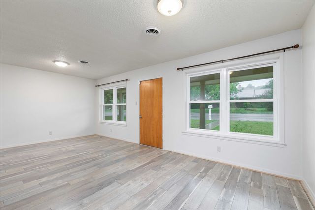 201 Palestine Street, Coleman, TX 76834