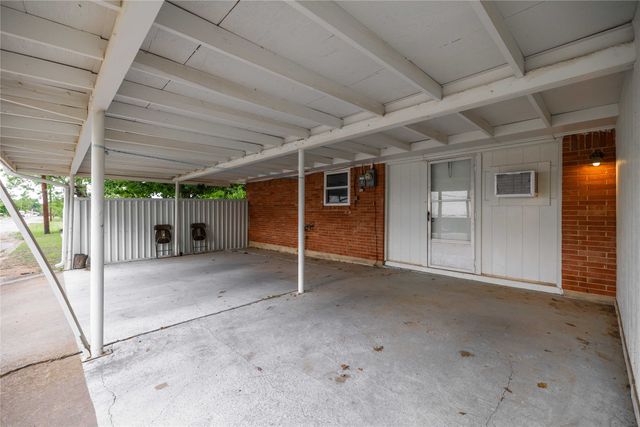 201 Palestine Street, Coleman, TX 76834