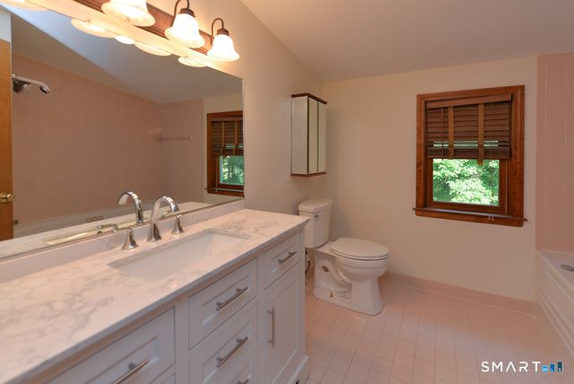 53 Holbrook Road, Seymour, CT 06483