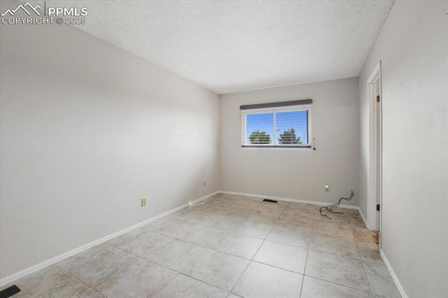 601 Autumn Place, Fountain, CO 80817