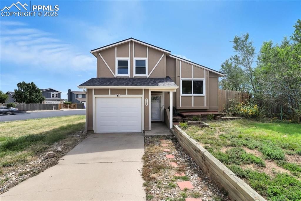 601 Autumn Place, Fountain, CO 80817
