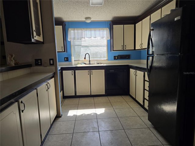 2691 LAKE GRASSMERE CIRCLE 904, Zellwood, FL 32798