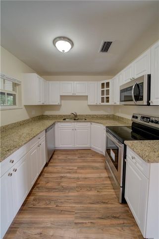 6126 WHITEWAY DRIVE, Temple Terrace, FL 33617