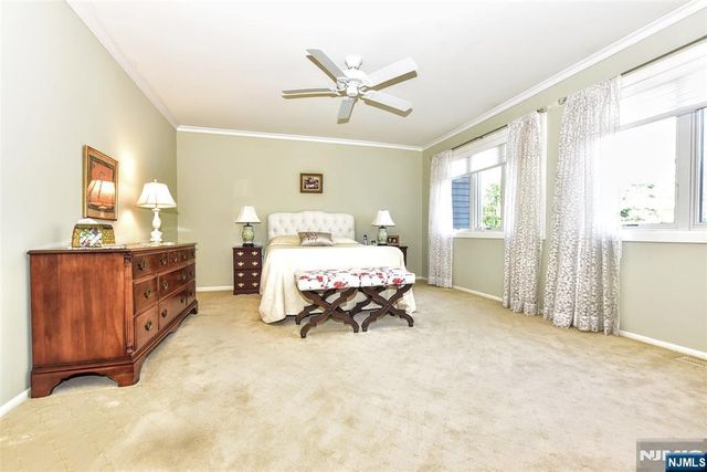 30 N Bayard Lane, Mahwah, NJ 07430