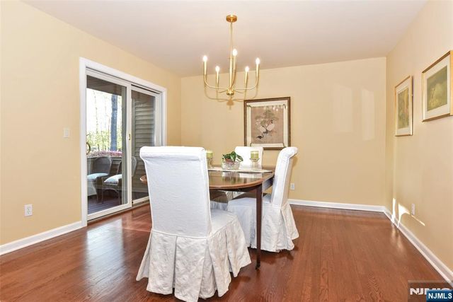 30 N Bayard Lane, Mahwah, NJ 07430