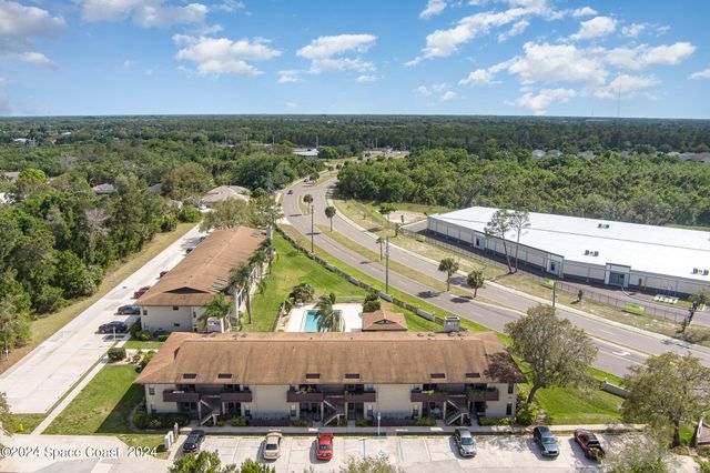 1051 Clearmont Street NE 202, Palm Bay, FL 32905