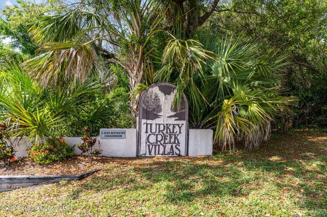 1051 Clearmont Street NE 202, Palm Bay, FL 32905
