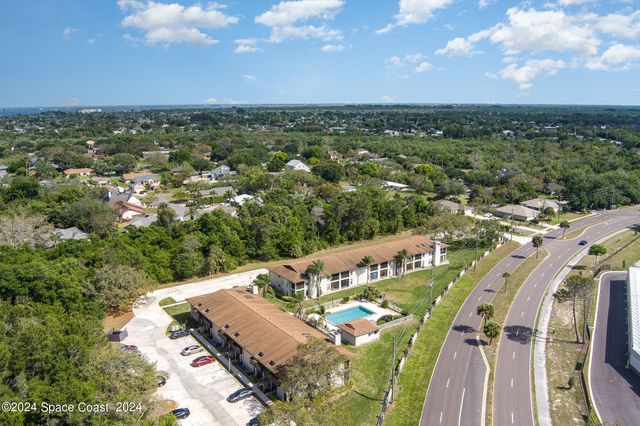 1051 Clearmont Street NE 202, Palm Bay, FL 32905
