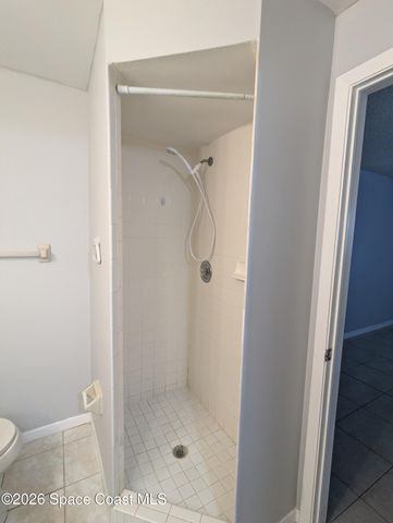1051 Clearmont Street NE 202, Palm Bay, FL 32905