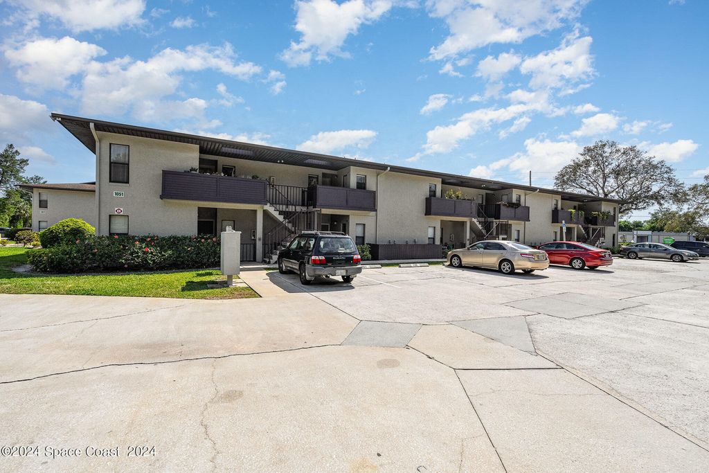 1051 Clearmont Street NE 202, Palm Bay, FL 32905