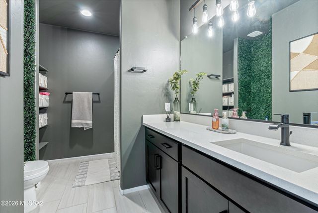 9753 E Copper Glance Trail, Tucson, AZ 85730
