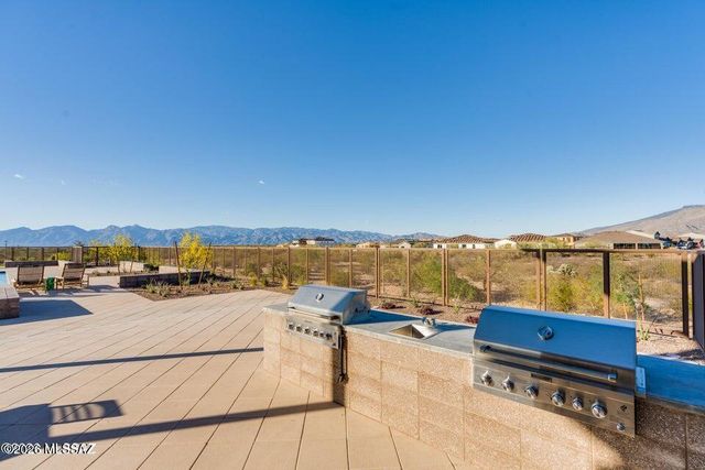 9753 E Copper Glance Trail, Tucson, AZ 85730
