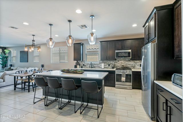9753 E Copper Glance Trail, Tucson, AZ 85730