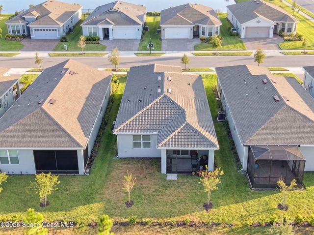 8833 Nixie Avenue SW, Melbourne, FL 32940