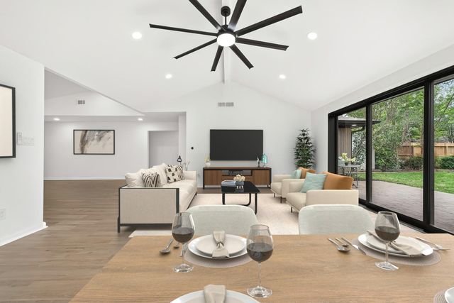 6003 Benning Drive, Houston, TX 77096