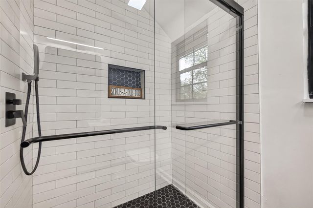 6003 Benning Drive, Houston, TX 77096