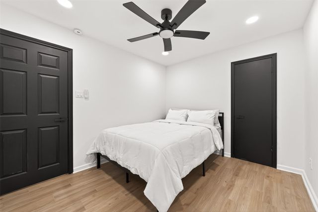 6003 Benning Drive, Houston, TX 77096