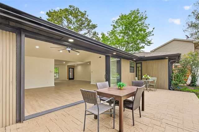 6003 Benning Drive, Houston, TX 77096