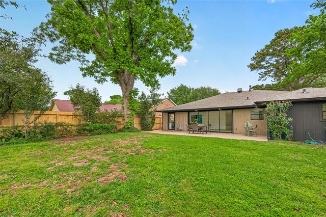 6003 Benning Drive, Houston, TX 77096