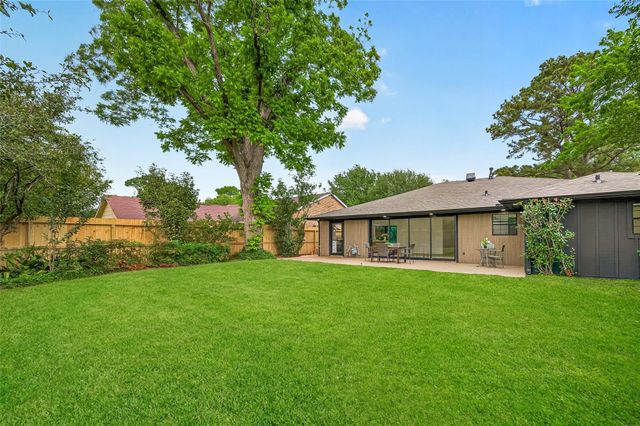 6003 Benning Drive, Houston, TX 77096