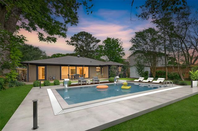 6003 Benning Drive, Houston, TX 77096