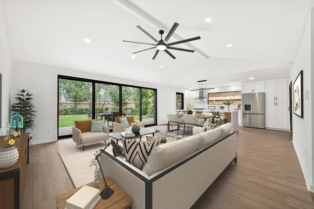 6003 Benning Drive, Houston, TX 77096