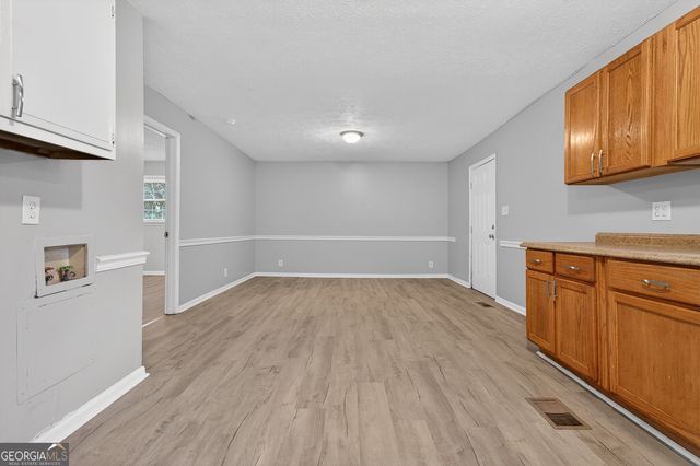 1154 Davis Circle, Macon, GA 31211