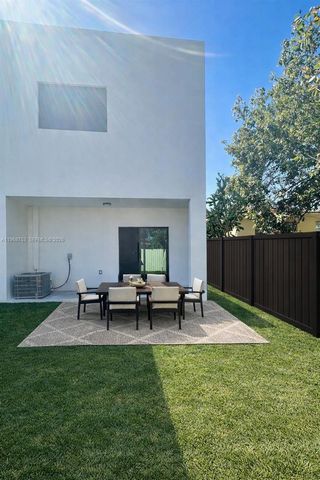 1123 NW 25th St 0, Miami, FL 33127