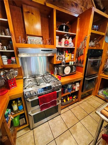 2958 CR 560, Berryville, AR 72616