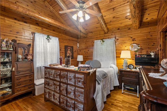 2958 CR 560, Berryville, AR 72616