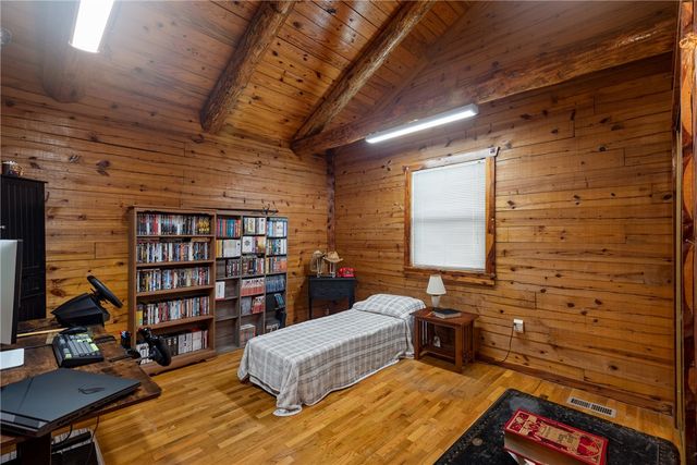 2958 CR 560, Berryville, AR 72616