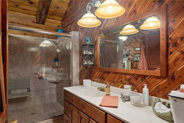2958 CR 560, Berryville, AR 72616