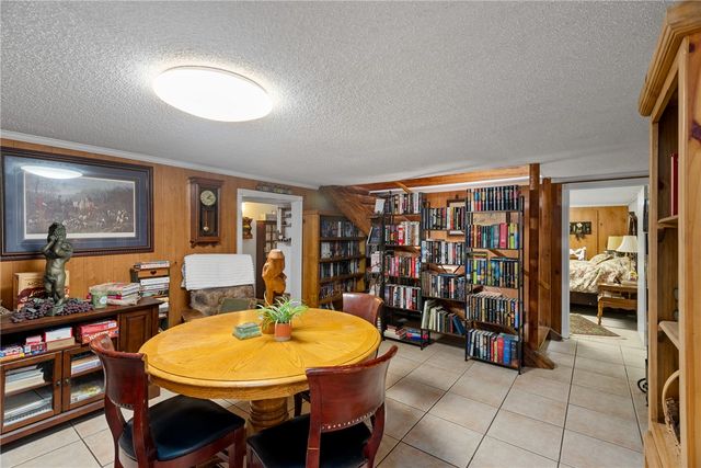 2958 CR 560, Berryville, AR 72616