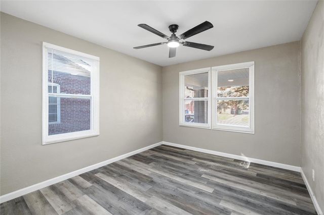 3438 Pine Grove Avenue, St Louis, MO 63121