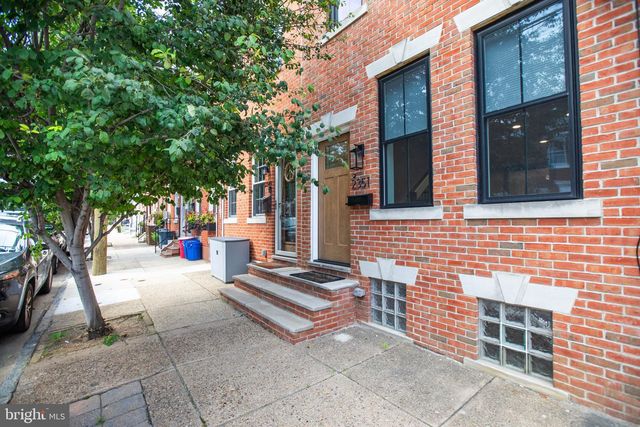 2351 E HAGERT ST, Philadelphia, PA 19125
