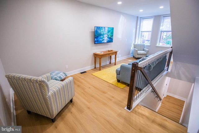 2351 E HAGERT ST, Philadelphia, PA 19125