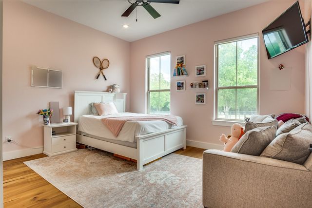 6860 County Road 302, Grandview, TX 76050