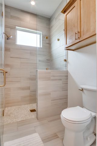 6860 County Road 302, Grandview, TX 76050