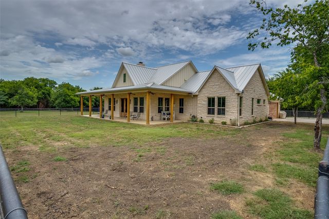 6860 County Road 302, Grandview, TX 76050