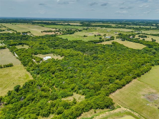 6860 County Road 302, Grandview, TX 76050