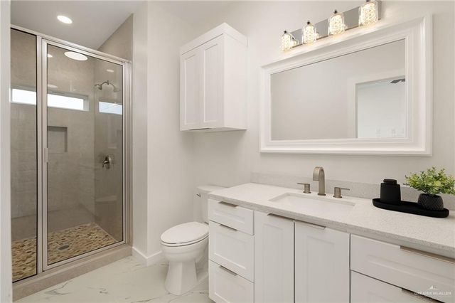 918 S Bicentennial Boulevard, Mcallen, TX 78501