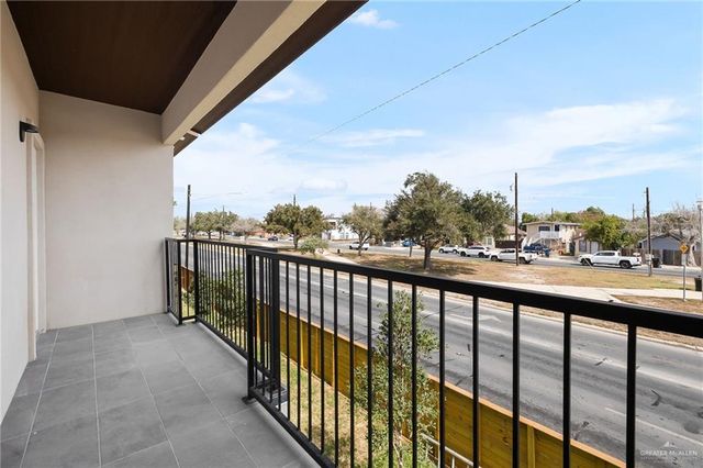 918 S Bicentennial Boulevard, Mcallen, TX 78501