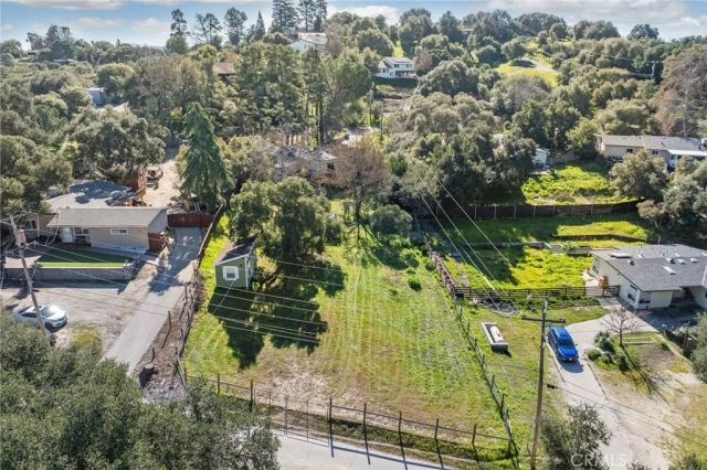 3325 Arena Road, Atascadero, CA 93422