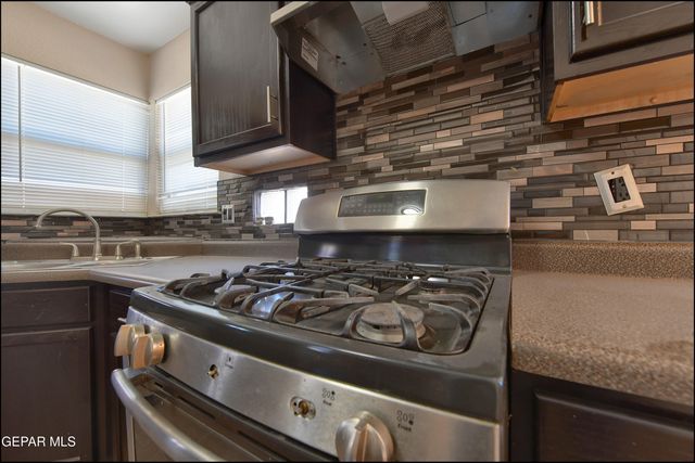 10397 Carter Scott Place, Socorro, TX 79927