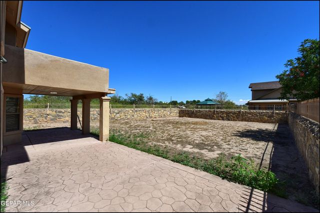 10397 Carter Scott Place, Socorro, TX 79927