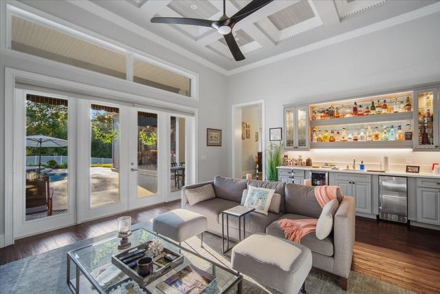 11441 HAMMOCK OAKS COURT, Lithia, FL 33547