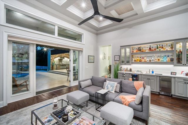 11441 HAMMOCK OAKS COURT, Lithia, FL 33547