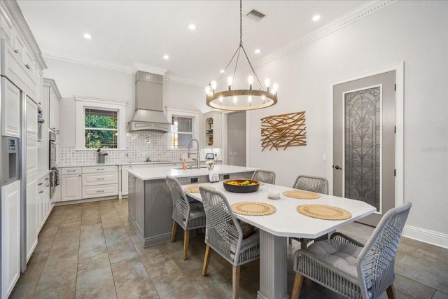 11441 HAMMOCK OAKS COURT, Lithia, FL 33547