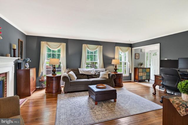 925 SAINT ANDREWS DR, Malvern, PA 19355