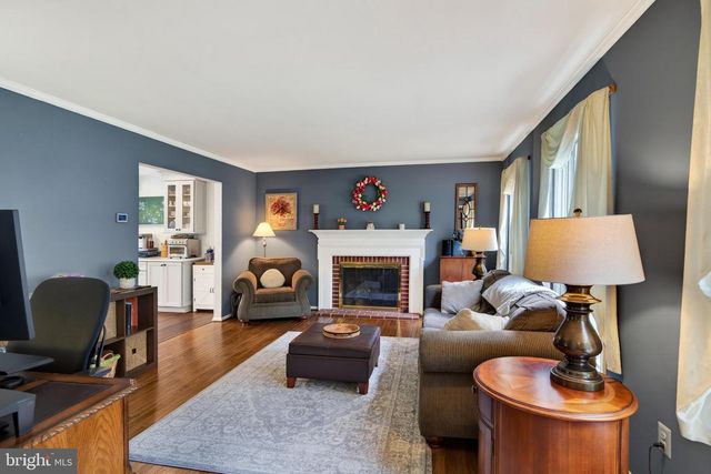 925 SAINT ANDREWS DR, Malvern, PA 19355